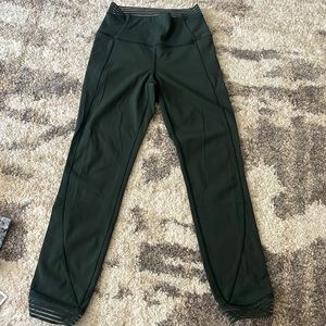 Lululemon green leggings 25” size 4